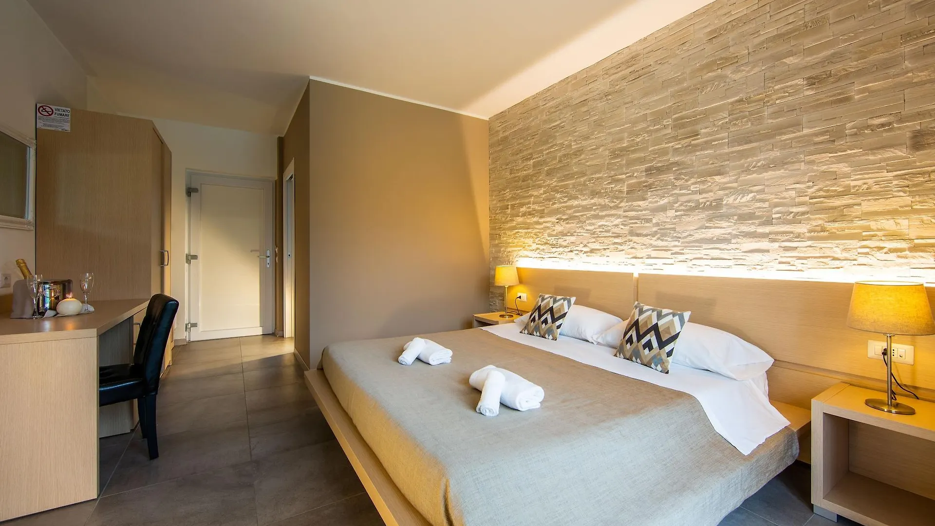 בית חווה מילאנו Agriturismo Dolce Luna