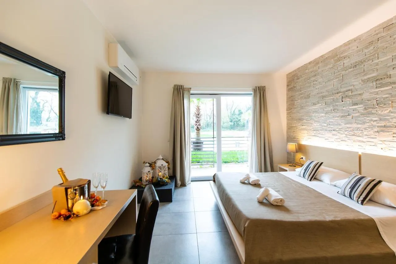 בית חווה מילאנו Agriturismo Dolce Luna